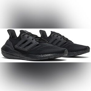 Adidas Ultra Boost 22 Mens size 10 Triple Black GZ0127